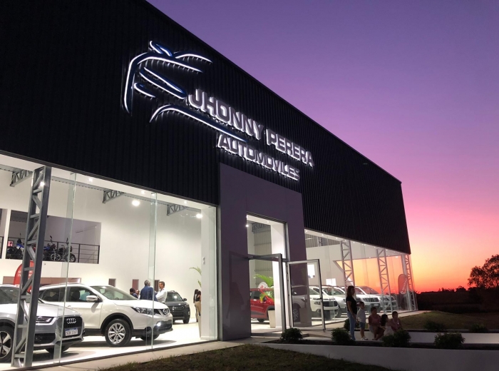 Automotora Jhonny Perera